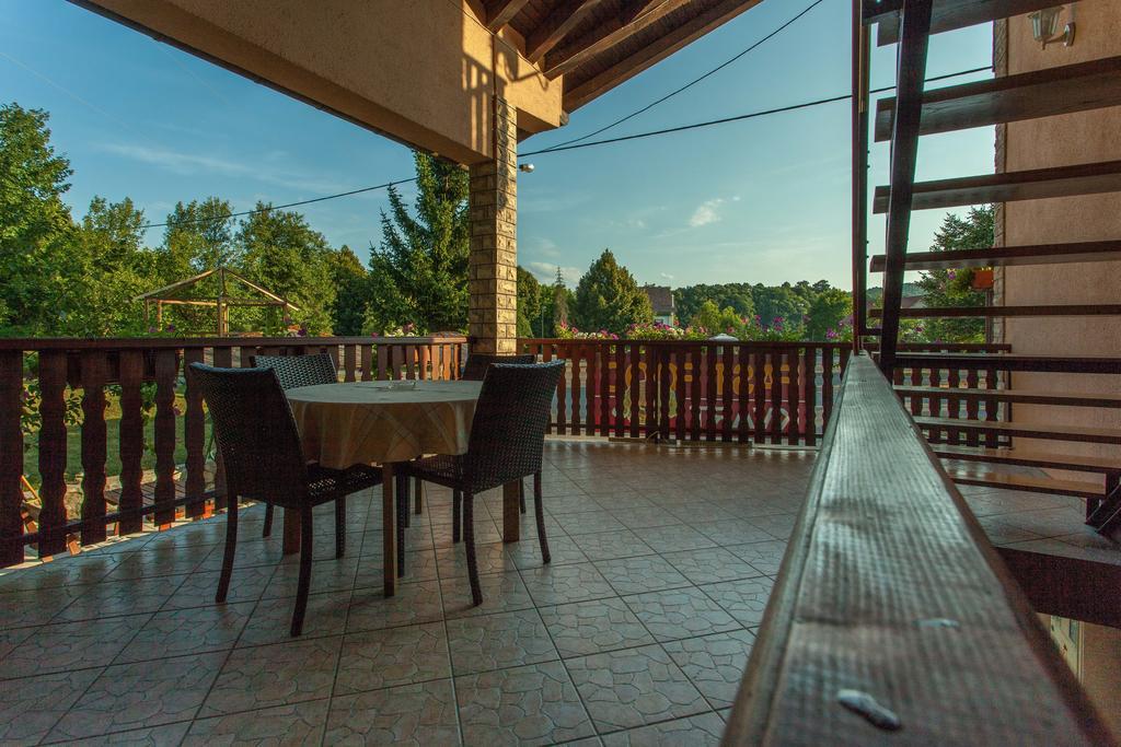 Guesthouse Zalac Slunj Exterior photo